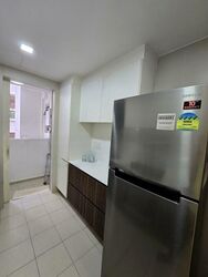 Vacanza @ East (D14), Condominium #565260971